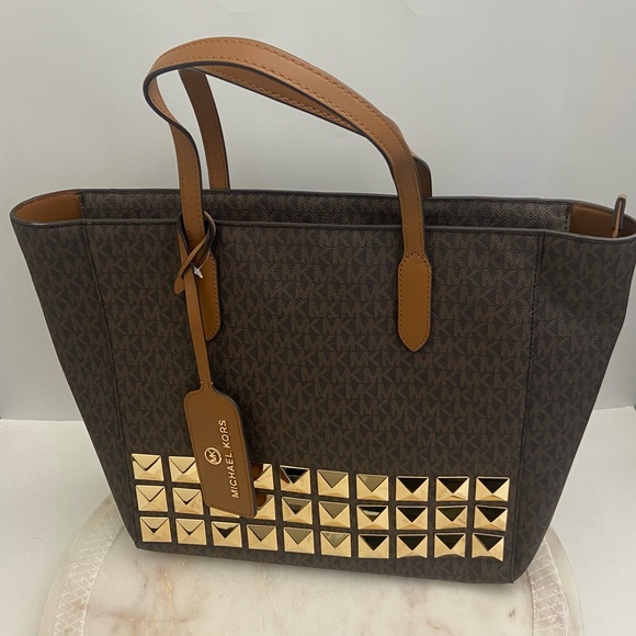 NWT MICHAEL Kors Sinclair Large MK Studded Logo Tote Brown Acorn MSRP $398 - Picture 2 of 5